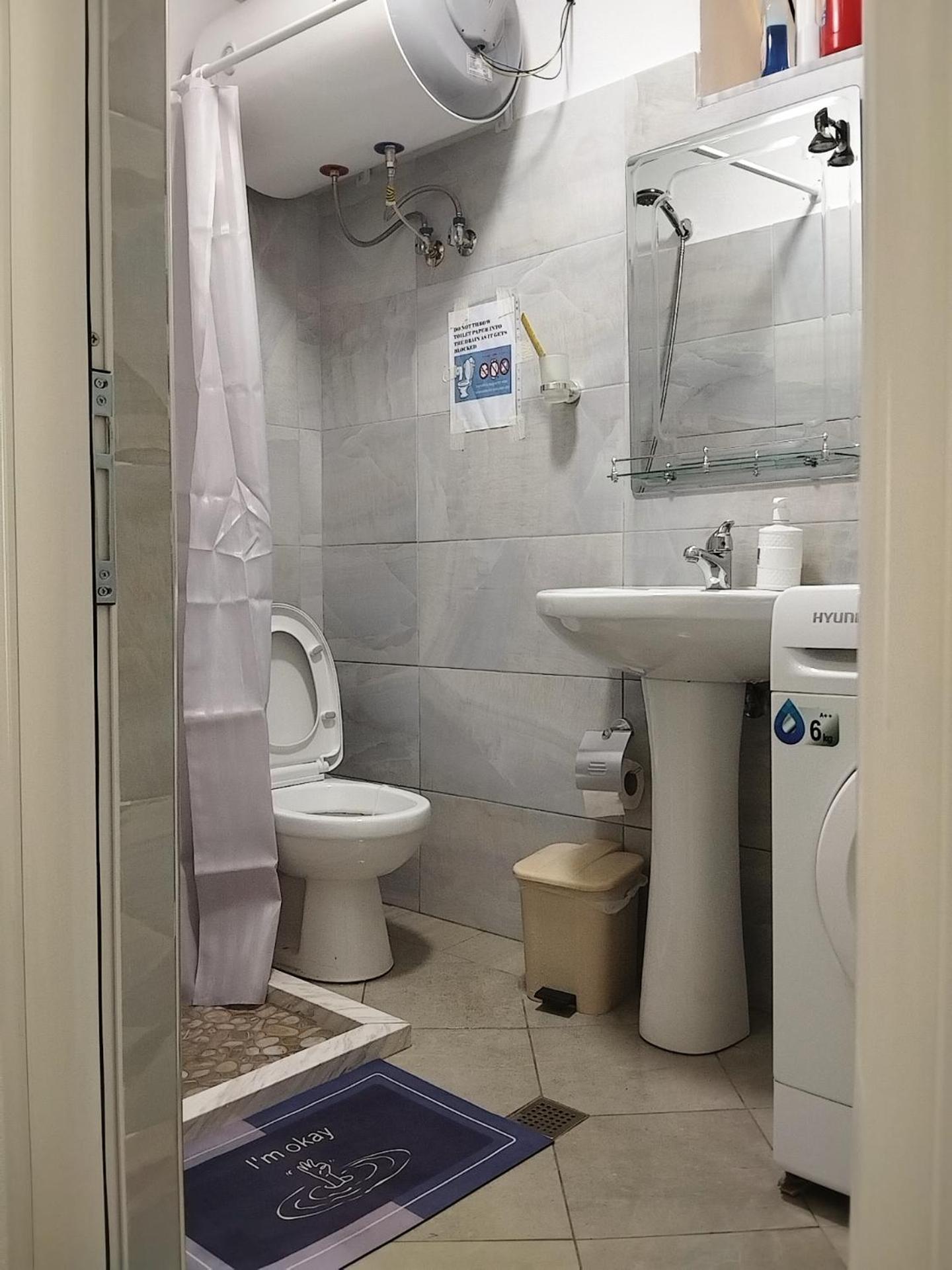Erteo Guest House Pogradec Esterno foto